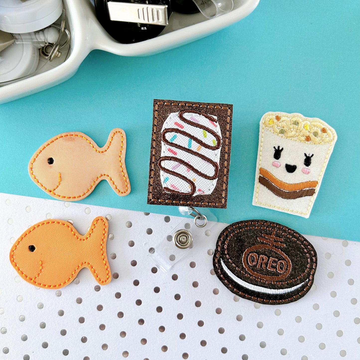 Fun Snacks Badge Toppers